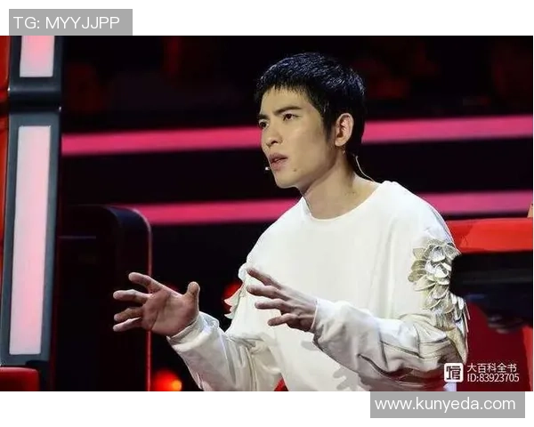 足球明星泪水背后的故事与情感交织的擦泪纸之旅